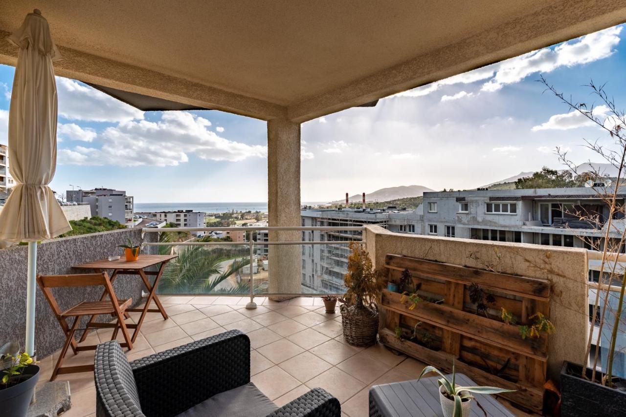U Nidu - à Ajaccio, Magnifique appartement 4 couchages vue mer Ajaccio  Esterno foto